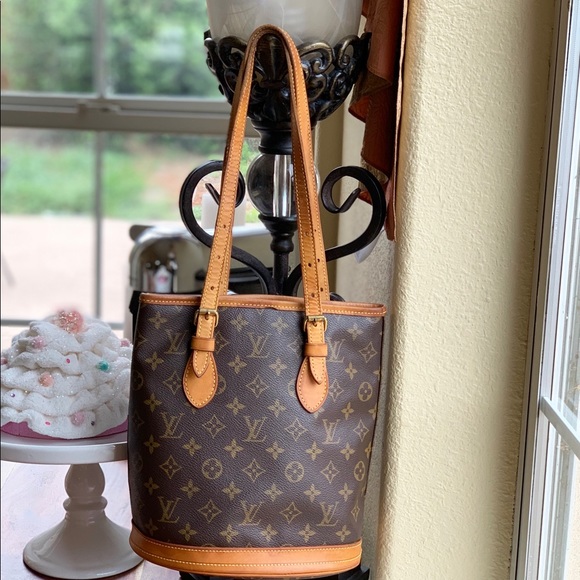 Louis Vuitton Handbags - Authentic Louis Vuitton Bucket PM 2003
